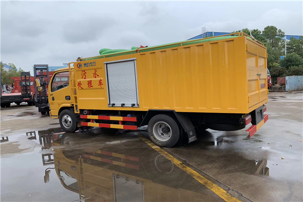 十年磨一劍程力吸糞吸污車突破傳統(tǒng)，全新升級吸污凈化車盡顯神通