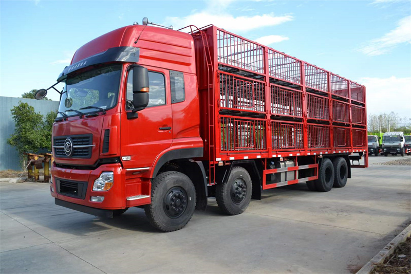 程力牌國(guó)六倉(cāng)柵式拉豬車(chē)