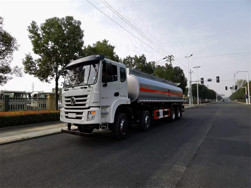 東風(fēng)錦程前四后八35-28方運(yùn)油車(chē)