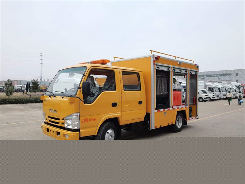 五十鈴雙排救險(xiǎn)車(chē)